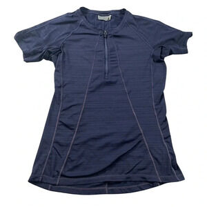 Athleta Blue half zip shirt sleeve top, pocket in back